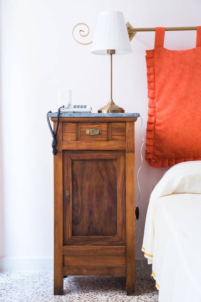 Vittoria Guest House Battipaglia 2
