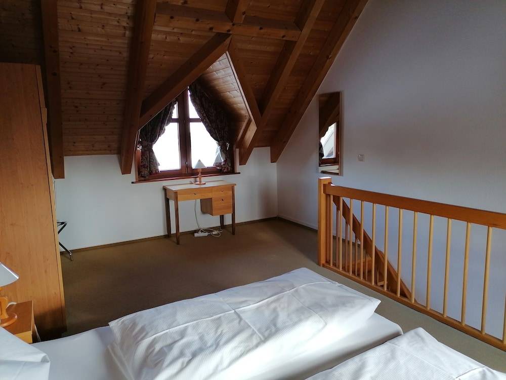 Gasthof Kreuz am Escheck 2