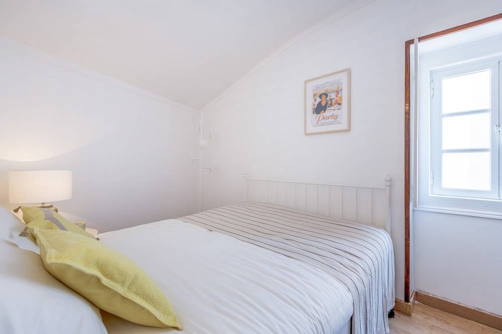 Light Filled Typical Apartment at Alfama, By TimeCooler 2