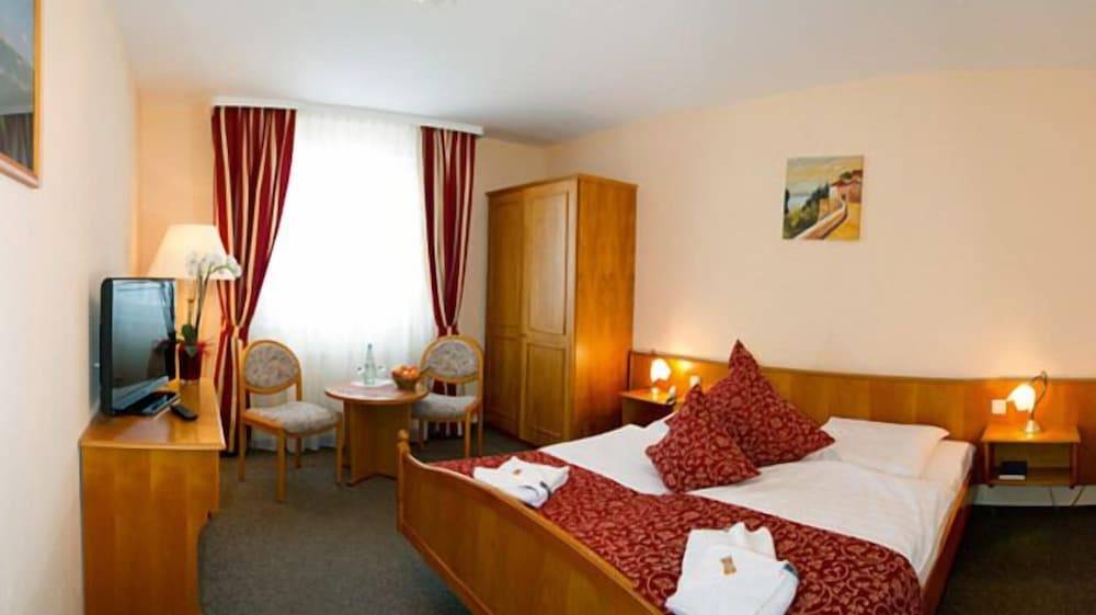 Hotel Auerhahn 2