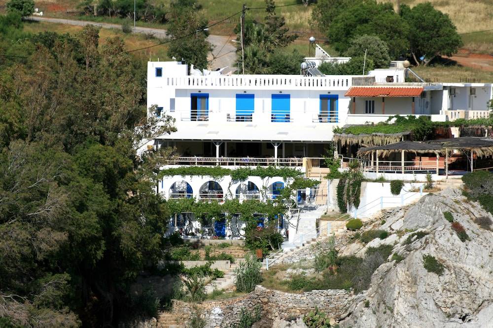 Agios Pavlos Hotel 1