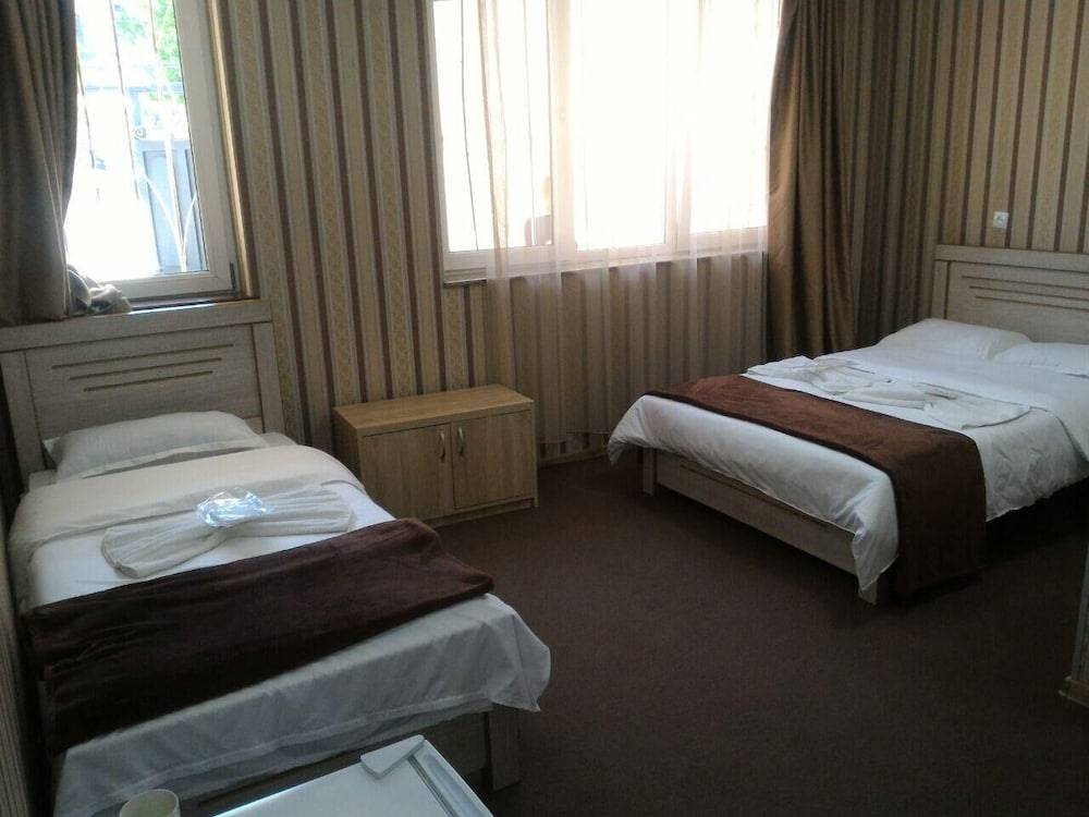 7 Star Hotel 2
