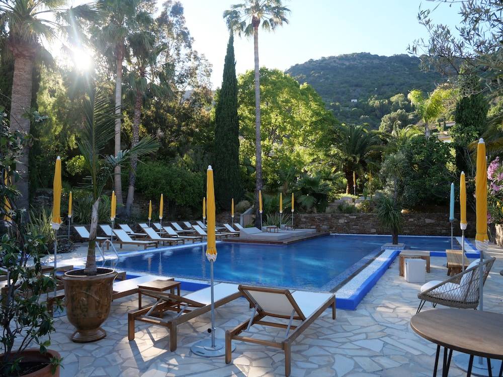 Hôtel La Piscine 1