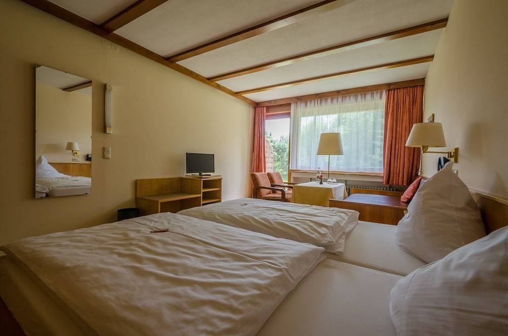 WAGNERS Hotel im Fichtelgebirge 1