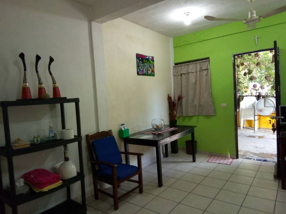Air Conditioning, Insurance and Economic Room in Zihuatanejo 2