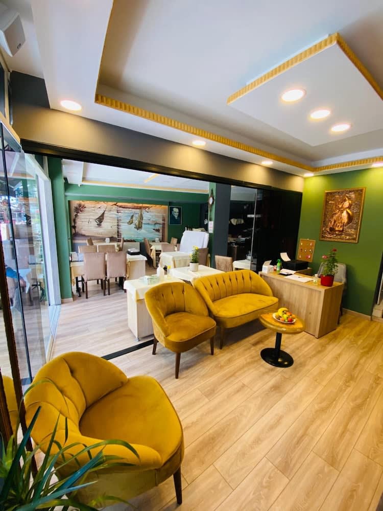 Golden Sail Hotel Old City 2