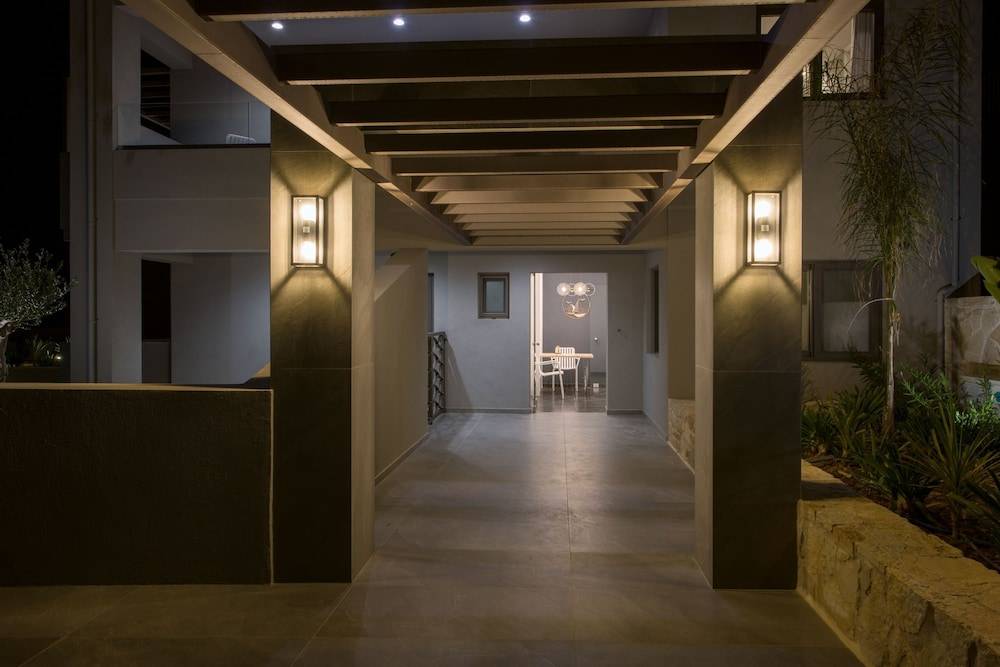 Eleanthi Modern Living 2