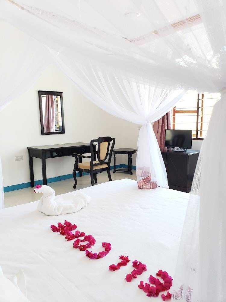Khadija Kiwengwa Apartment 2