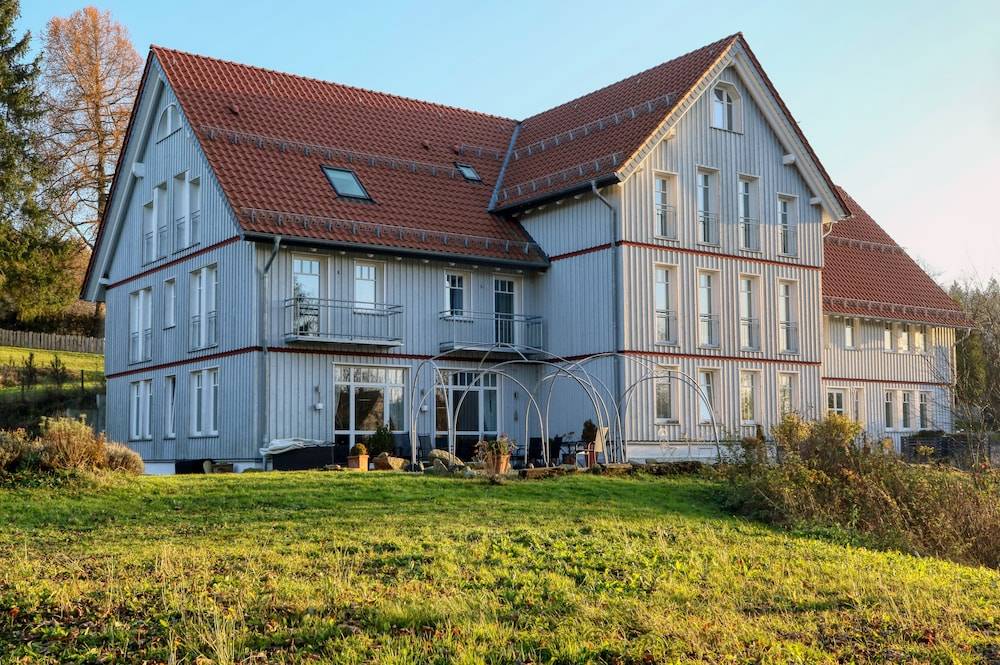 Harz-Urlaubs-Alm Hotel & Ferienhäuser 1