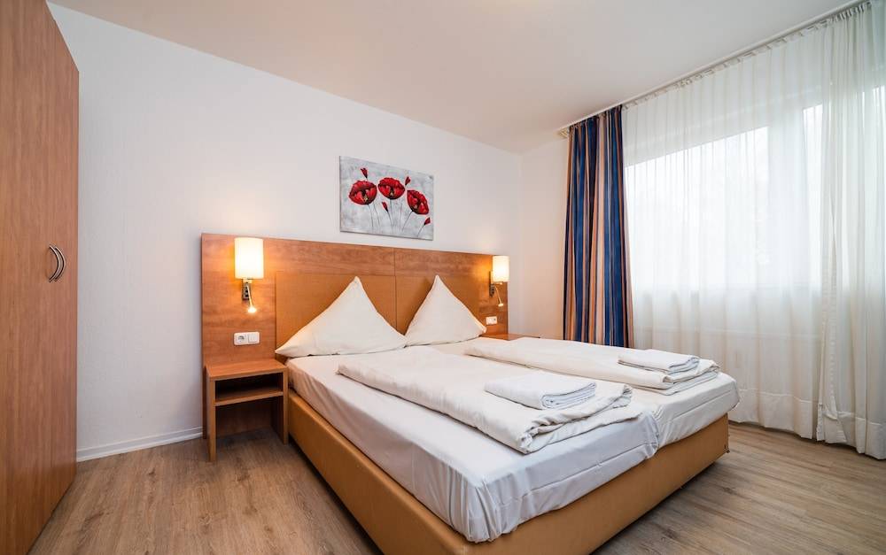 G & L Hotel Dortmund 1