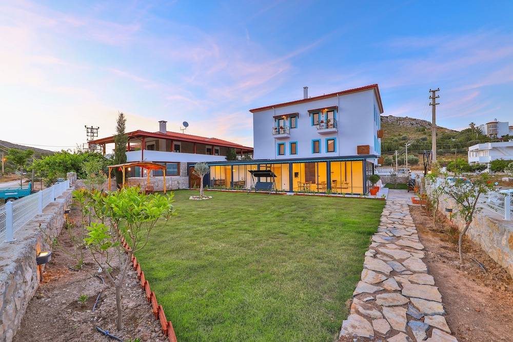 Thomas Suites Datça 1