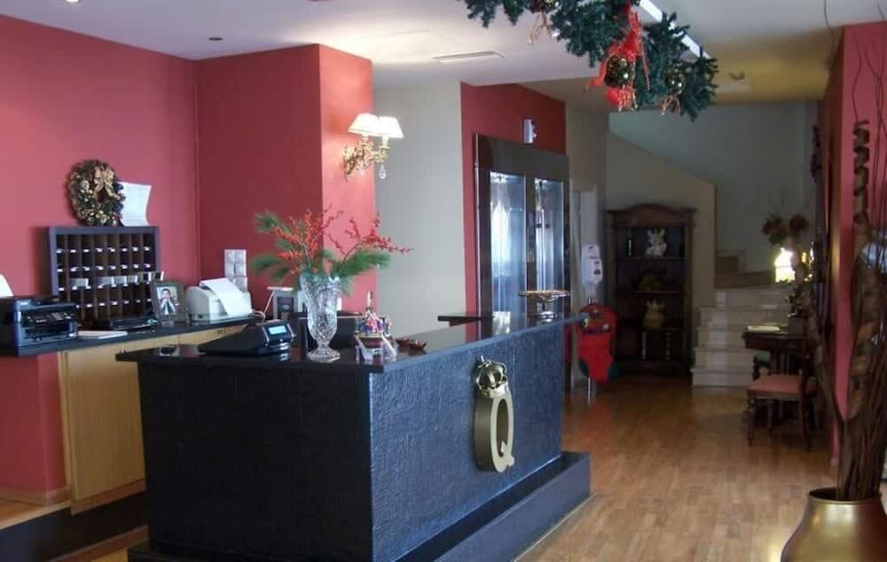 Queens Leriotis Hotel 2