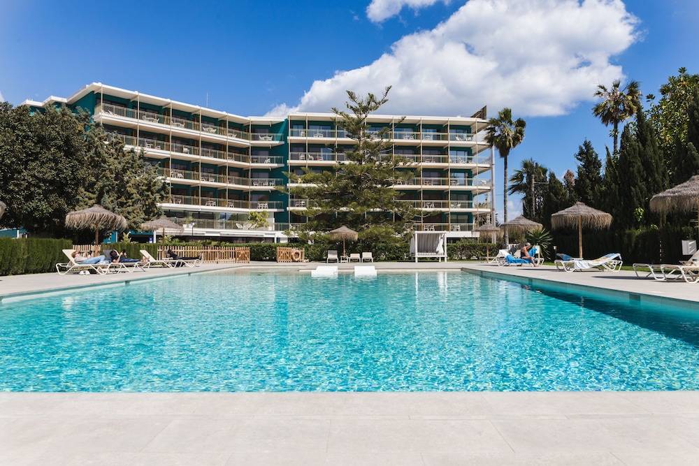 Hotel Almirante 1