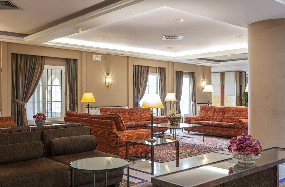 Hotel Macià Alfaros 2