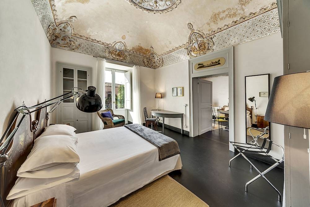 Palazzo Melfi 1