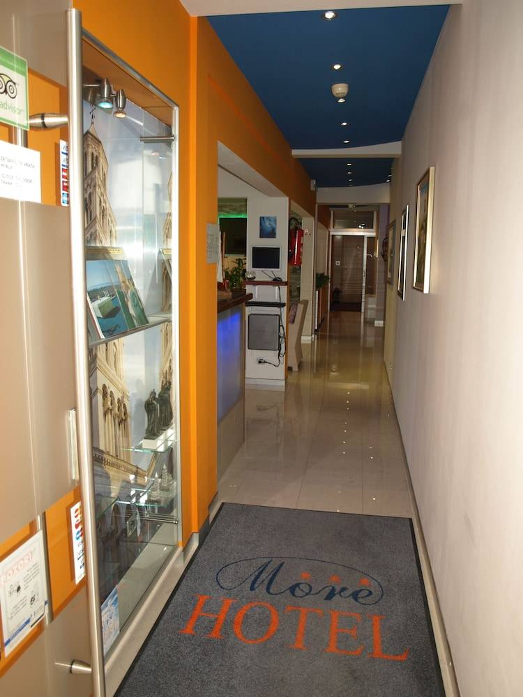 Hotel More 2