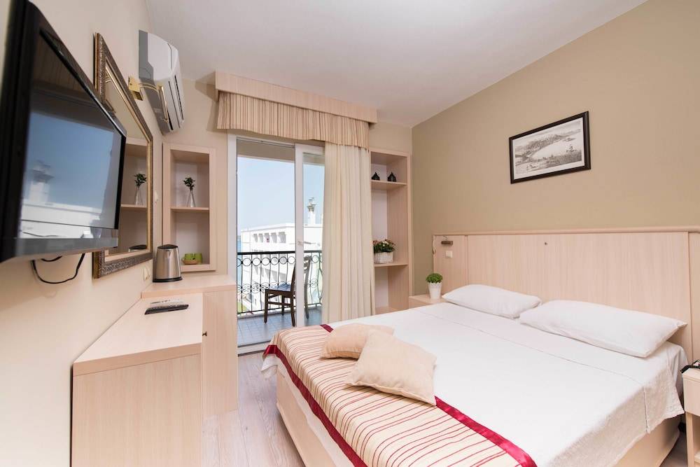 İleri Hotel & Apartments 1