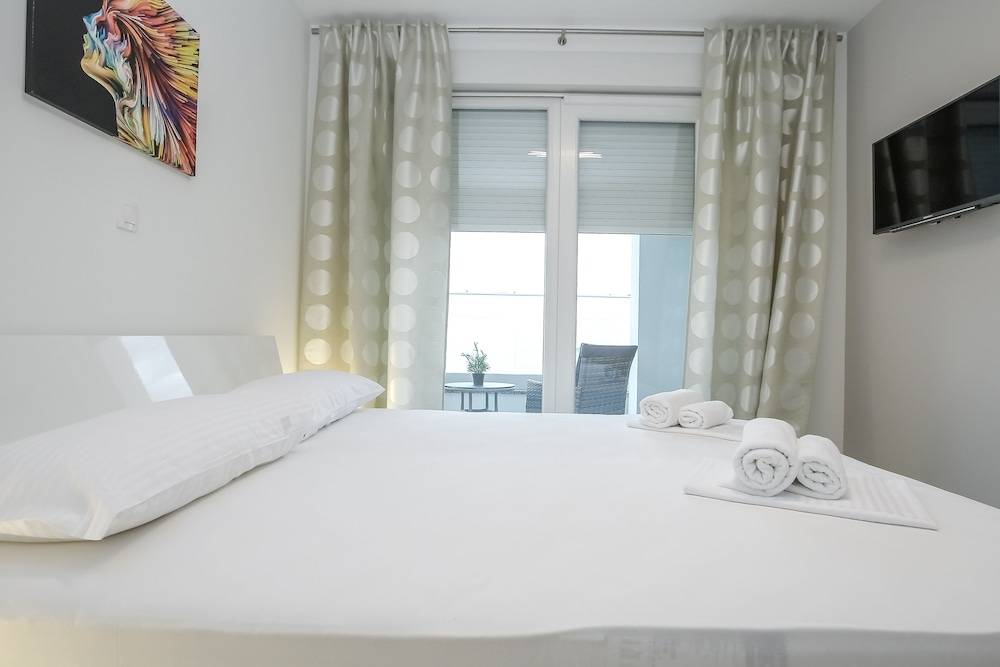 Tomana Apartment with Jacuzzi 2