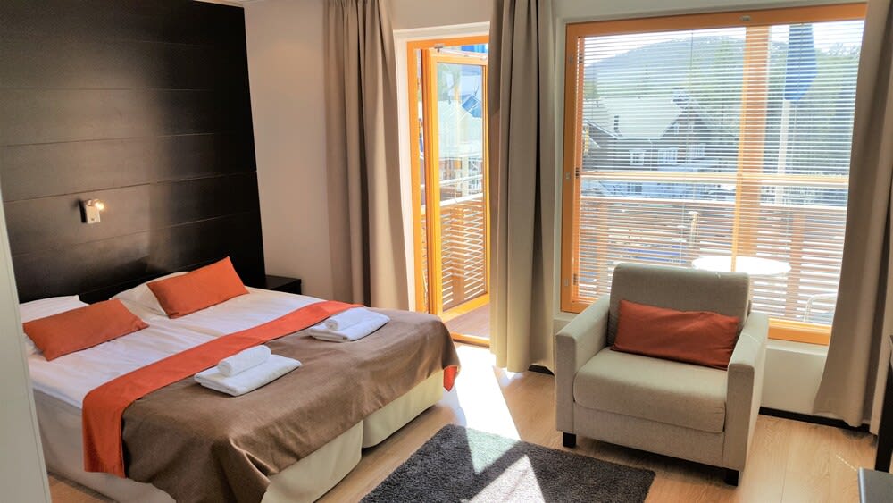 Levi Suites Levi Gold 2