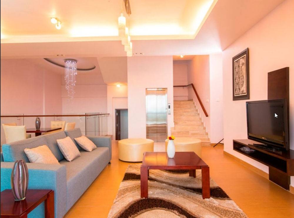 Luxury Penthouse 2