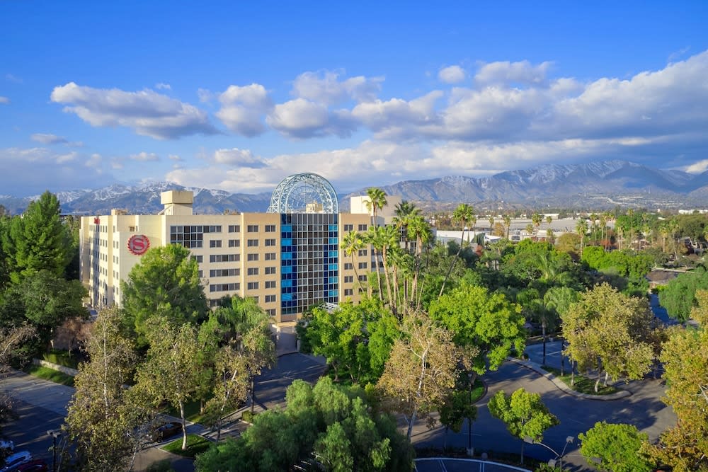 Sheraton Fairplex Suites & Conference Center 1