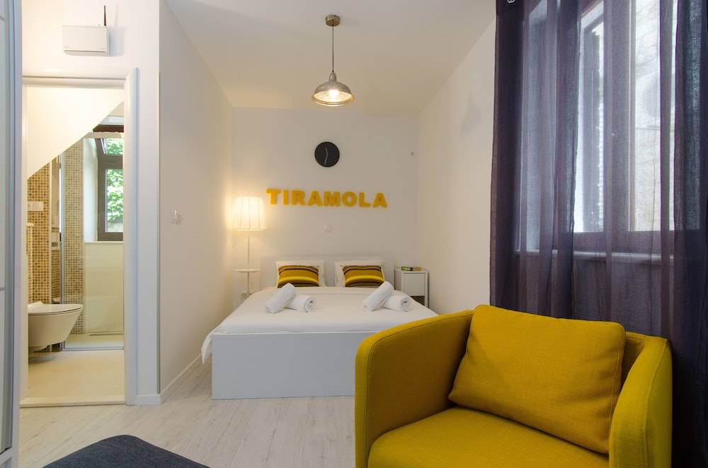 Apartments & Rooms Tiramola - Old Town 2