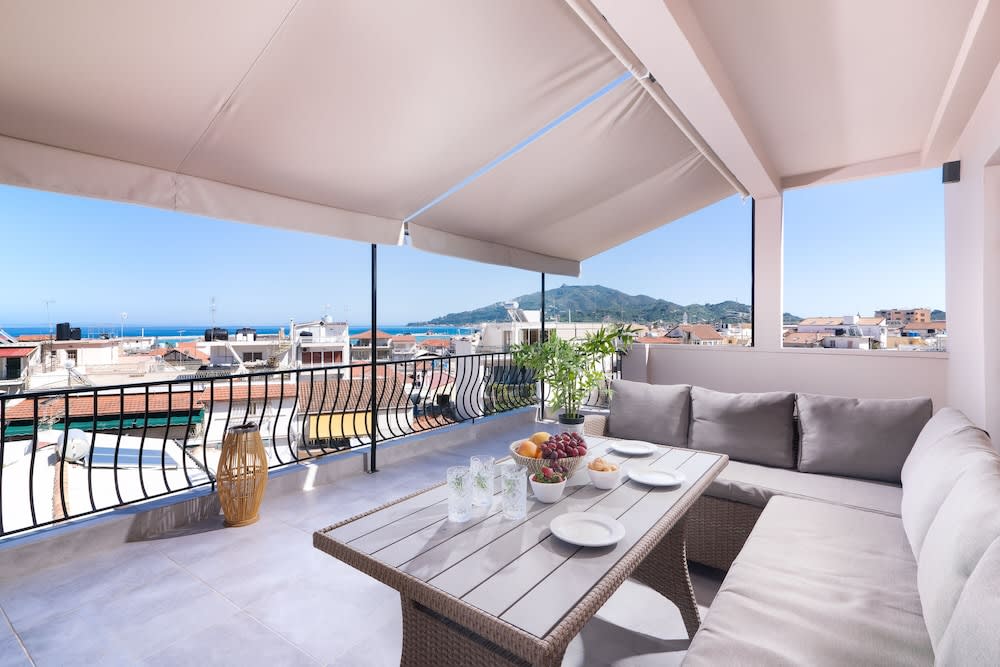 Lithies Zante Living 1