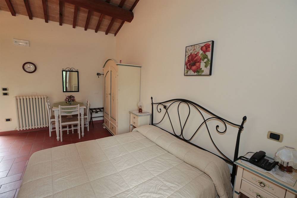 Il Castellaro Country House 2