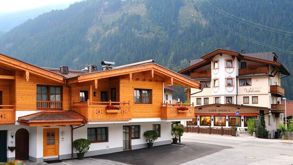 Hotel Viktoria & Landhaus Joggl 1