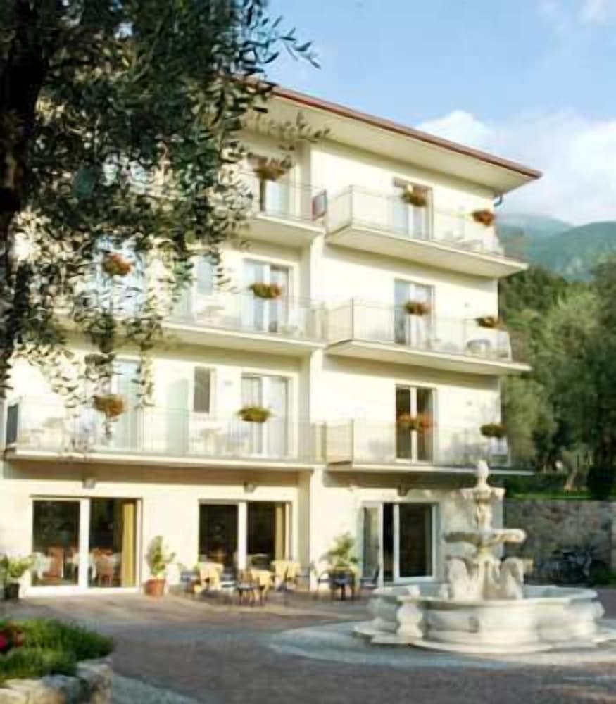 Hotel Garnì Orchidea 1