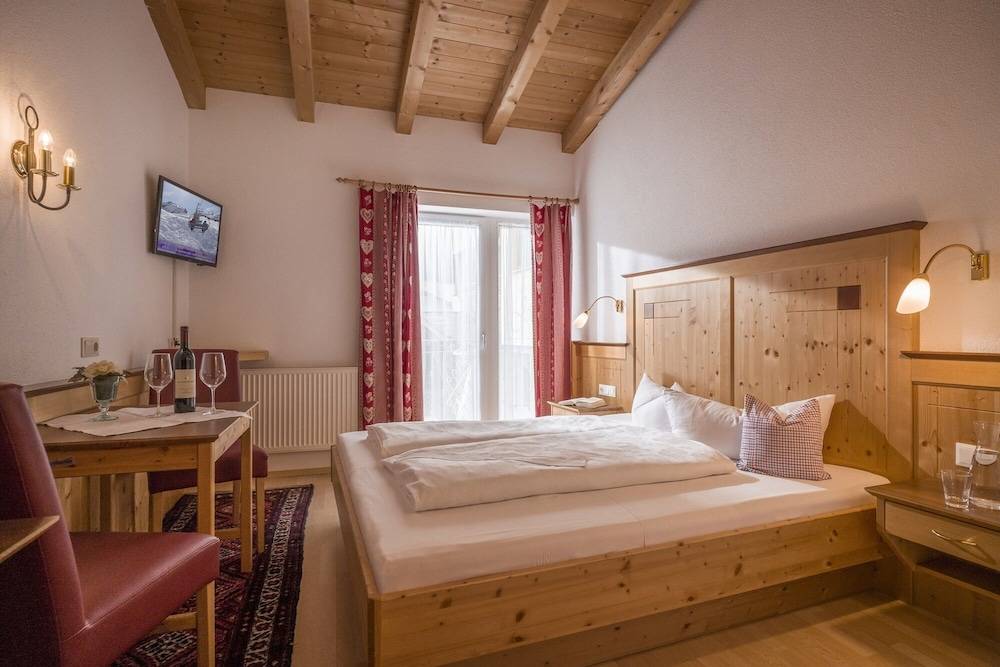Hotel Viktoria & Landhaus Joggl 2