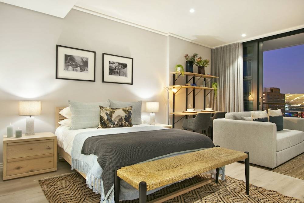 16 On Bree - Unit 2810 2