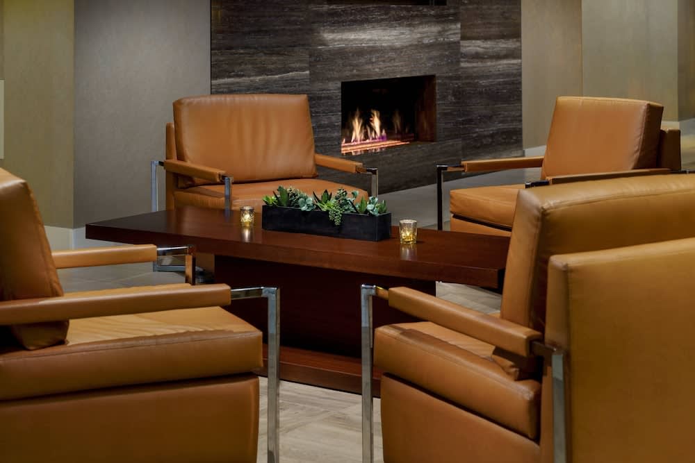 Residence Inn by Marriott Chicago Downtown/River North 2
