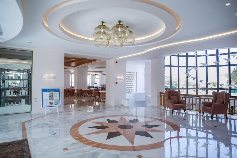Mythos Palace Resort & Spa 2