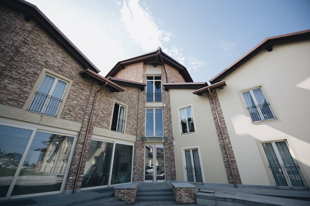 Cascina Speranza Hotel 1