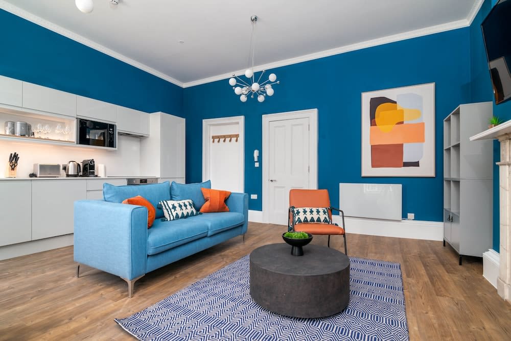 37 Doughty Street - Urban Apartments 1