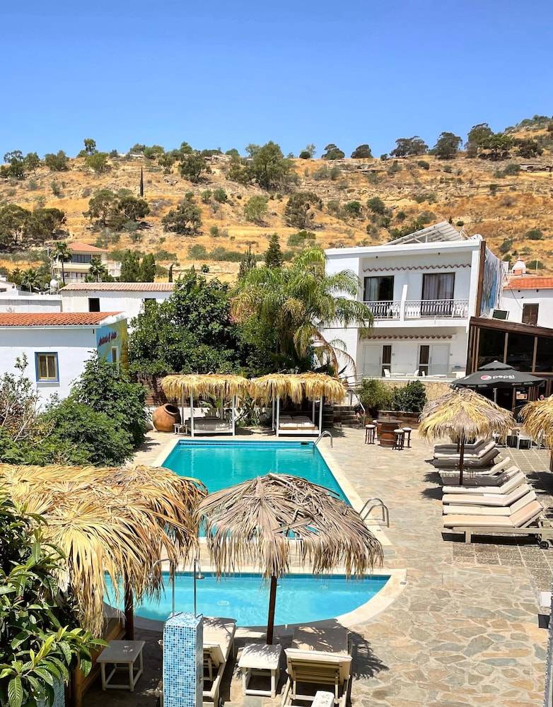 Antonis G. Hotel Apartments 1