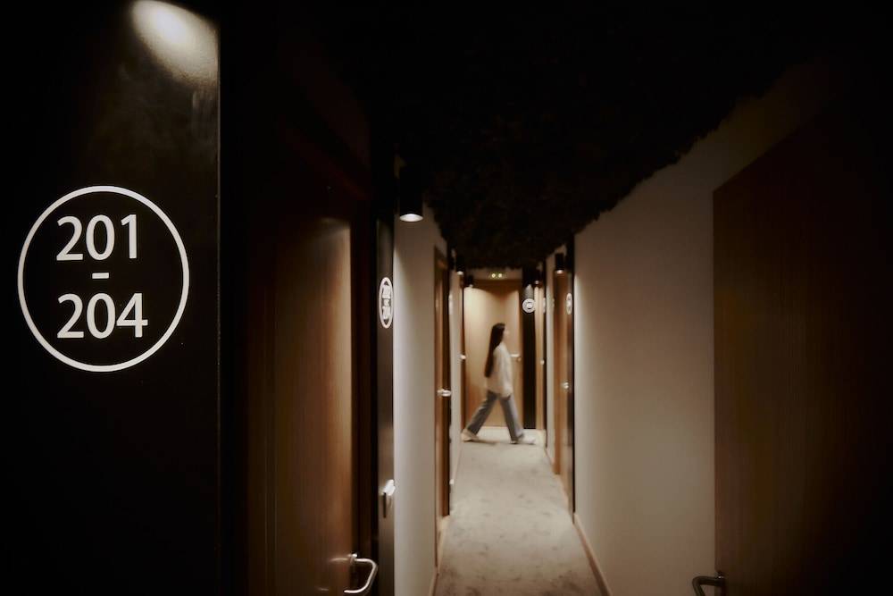 ZAREY HOSTEL 1