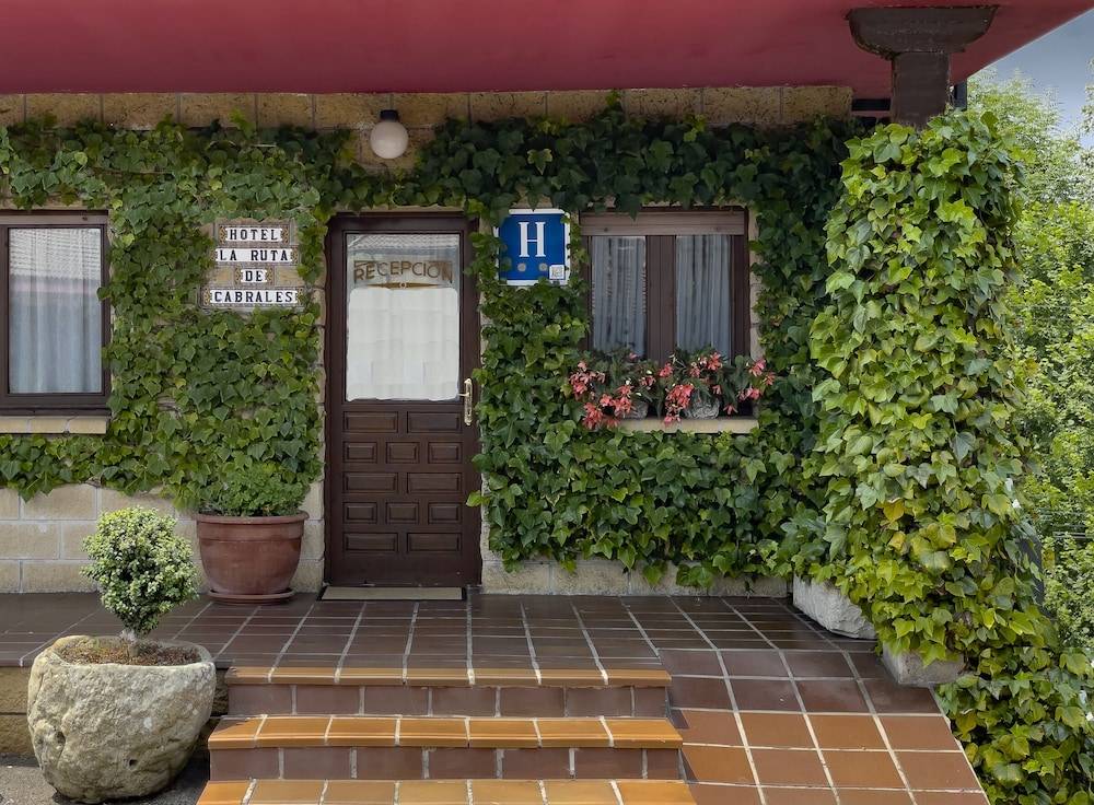 Hotel Rural "La Ruta De Cabrales" 2