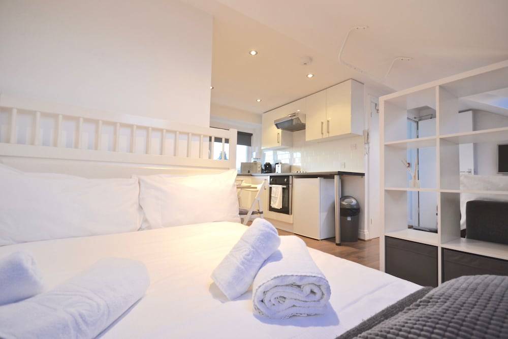 Thrive Apartments Clapham Junction 2