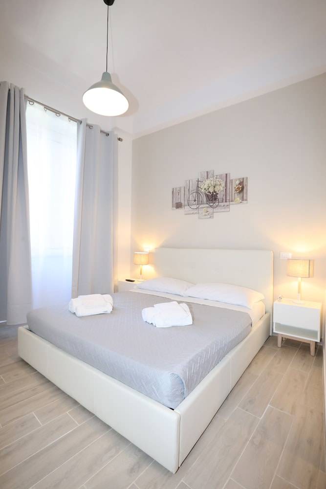 Unique luxury apartment and rooms 1