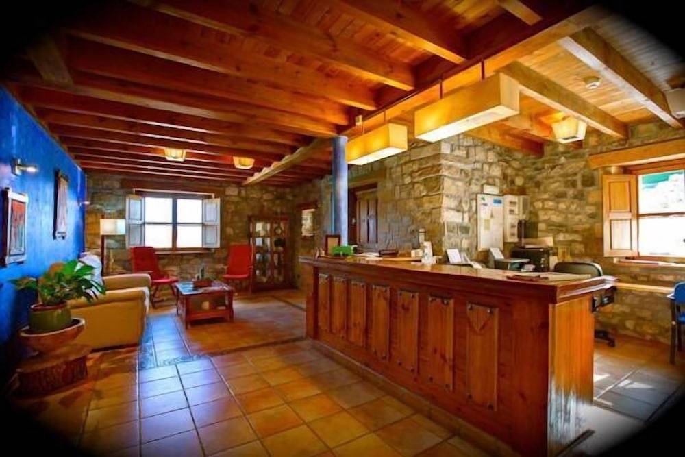 Hotel Rural El Rexacu 2
