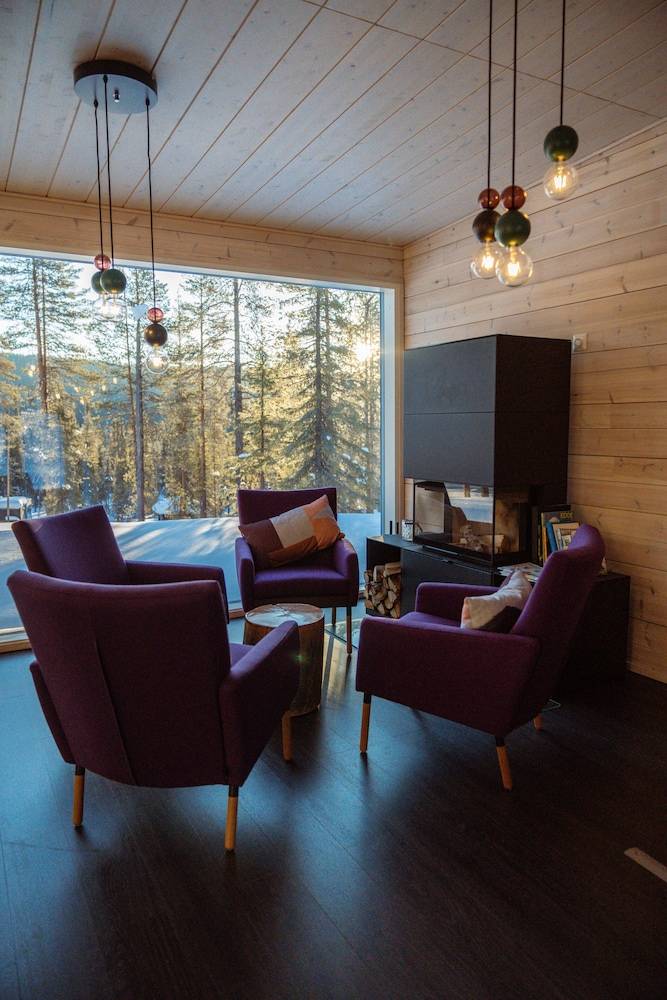 Arctic Skylight Lodge 2
