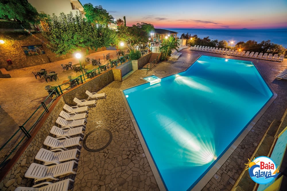 Baia Calavà Hotel e Residence 1