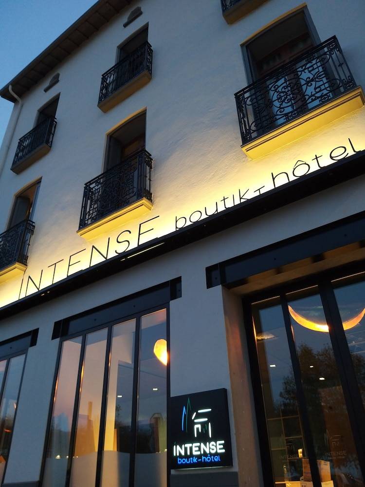 Intense Boutik-Hôtel 1