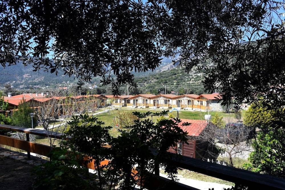 Begonvillage Tatil Evleri 1