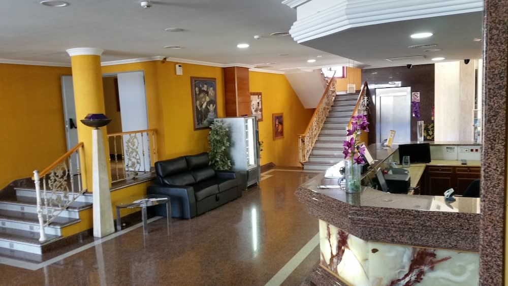 Hotel Humanes 2