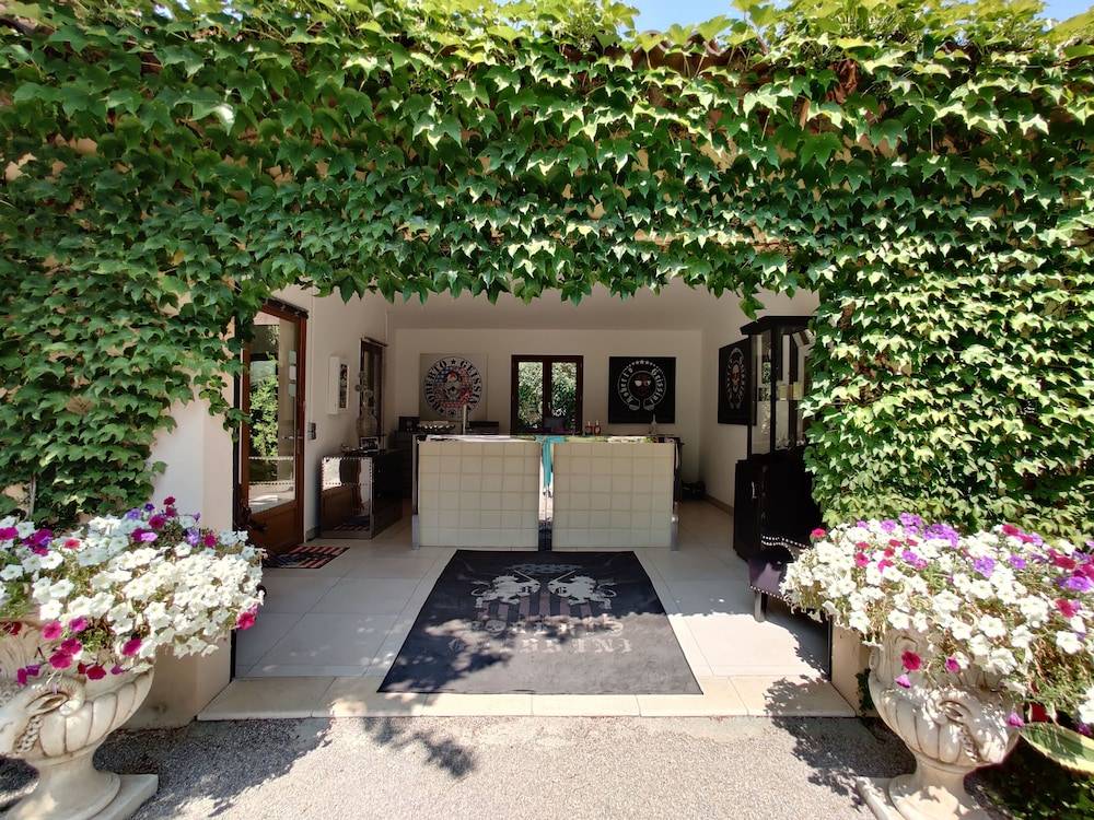 Maison Prestige Saint Tropez by Roberto Geissini 2
