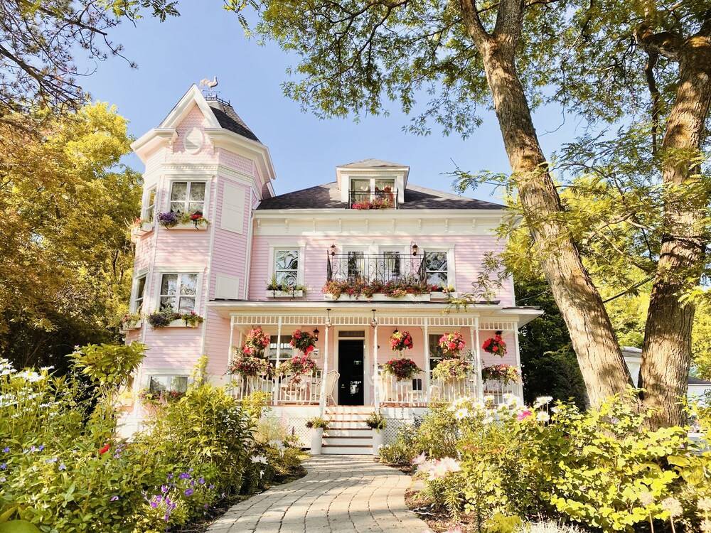 Maison Rose 1