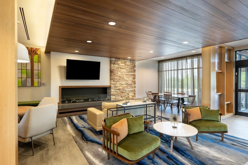Fairfield by Marriott Inn & Suites Rome 2